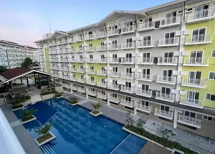 Rj Cozy Stays With Pool, Gym And Free Wifi Just 5 Mins Near Airport *