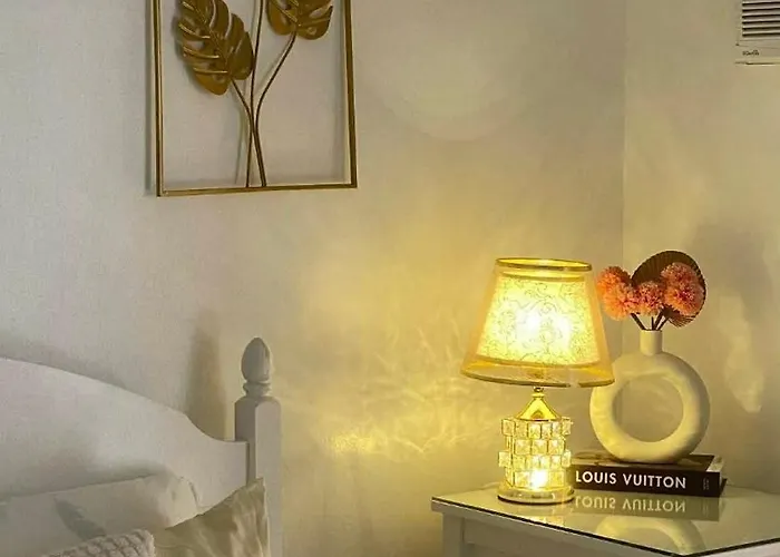 Rj Cozy Stays With Pool, Gym And Free Wifi Just 5 Mins Near Airport Île de Mactan